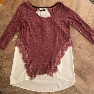 Maurices size small wine/maroon and ivory top with lace details, EUC, women’s
